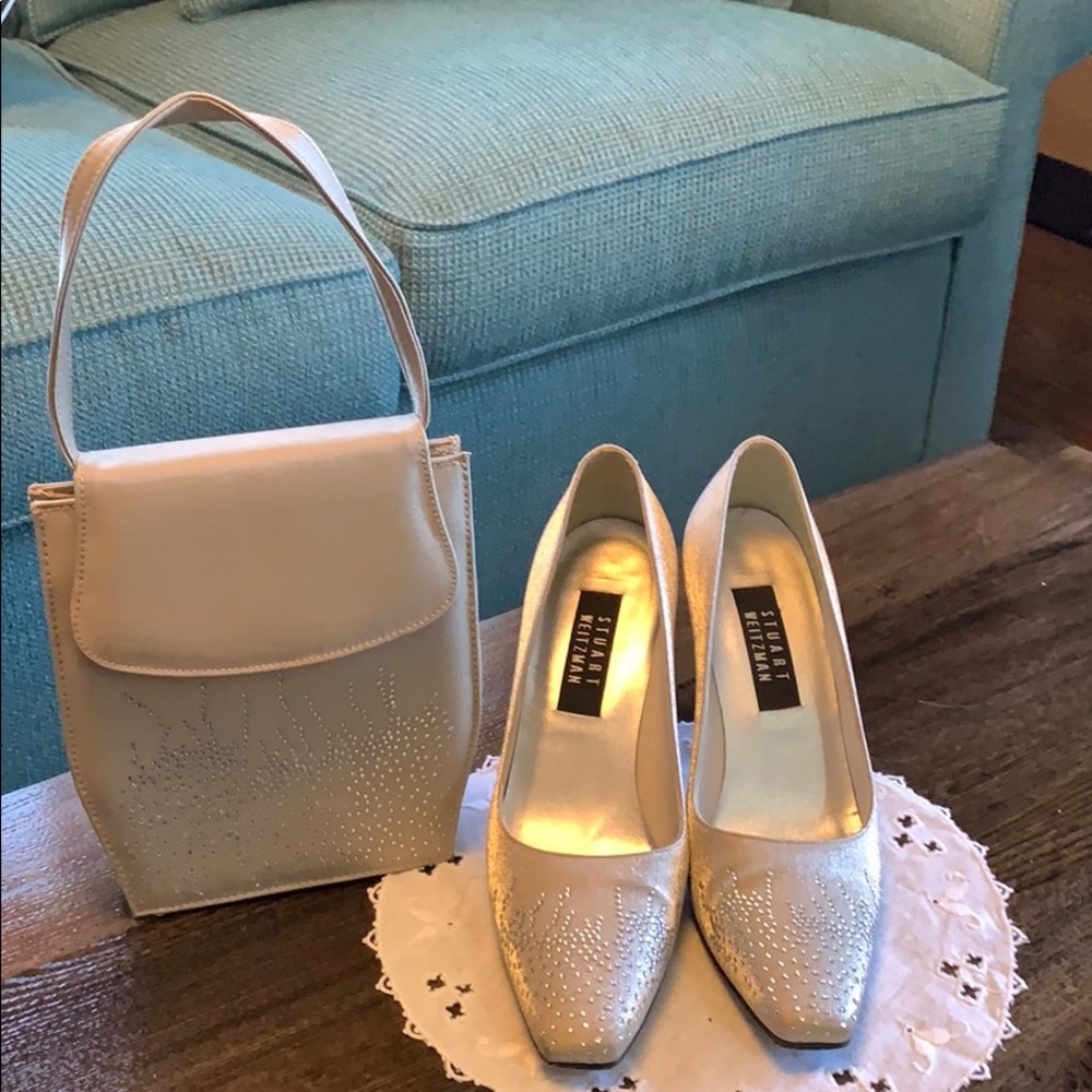 Evening wear- pumps with matching hand bag